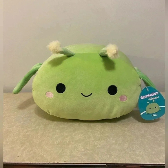 NWT 10" Pilar the Catepillar Stackable‎ Squishmallow - Picture 1 of 8